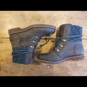 Women's North Face Hiking Boots Size 6